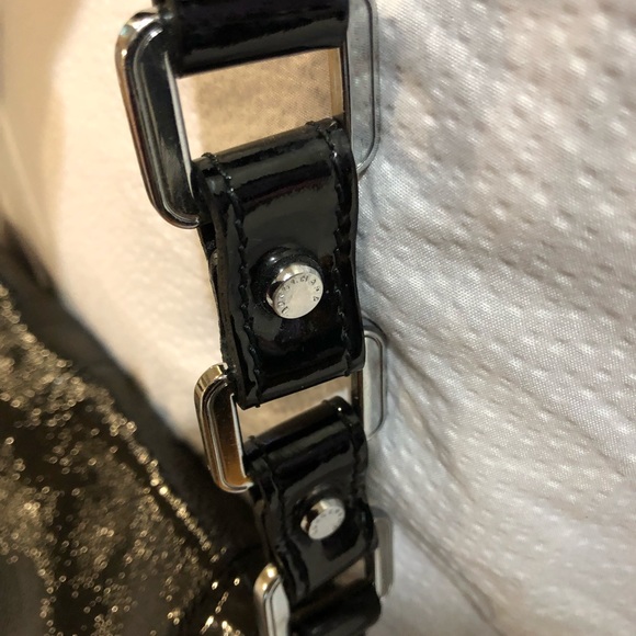 Longchamp Gatsby Black Patent Shoulder Bag - Picture 3 of 7